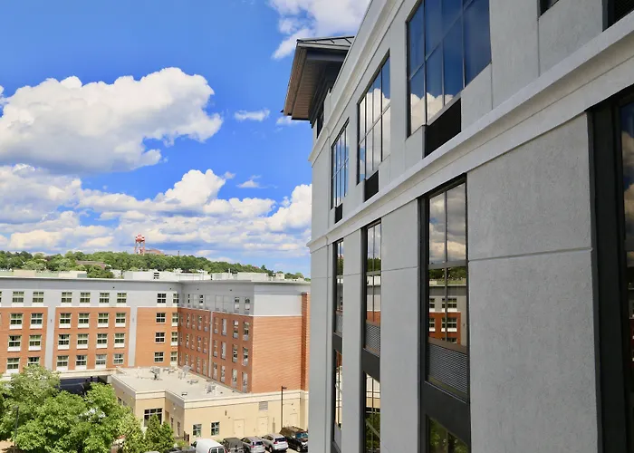 Doubletree By Hilton Boston Logan Airport Chelsea